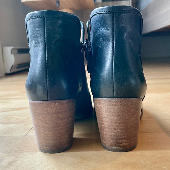 Geox Respira ankle boots - Picture 8 of 9